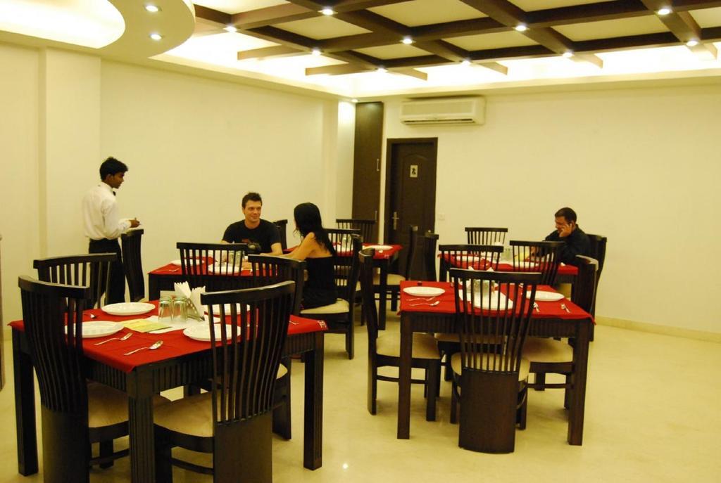Hotel New Walnut Castle Paharganj Exterior photo